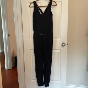 Black lululemon jumpsuit size 4